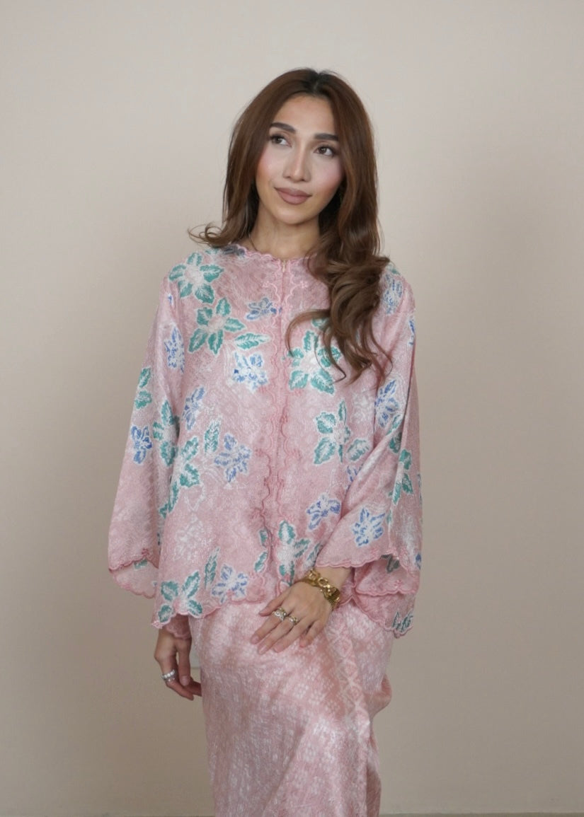 Mekar : Qayla in Pink Turqoise