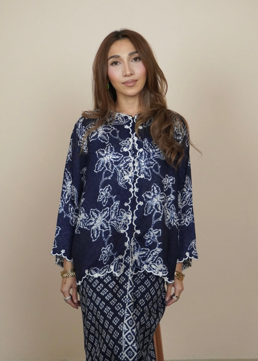 Mekar : Qayla in Navy