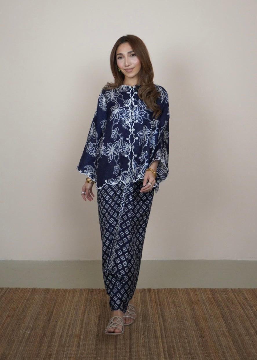 Mekar : Qayla in Navy