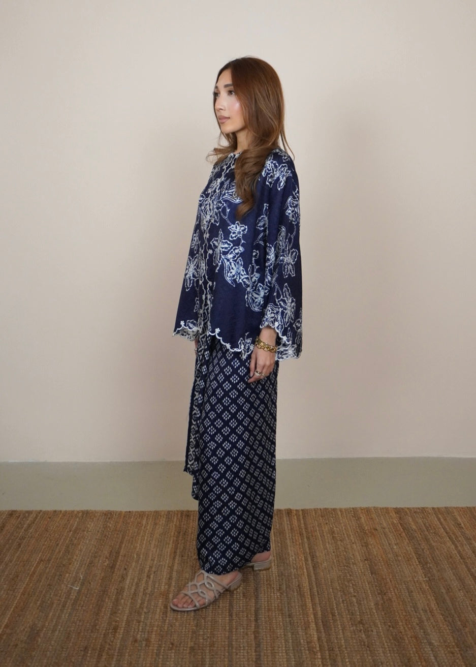 Mekar : Qayla in Navy