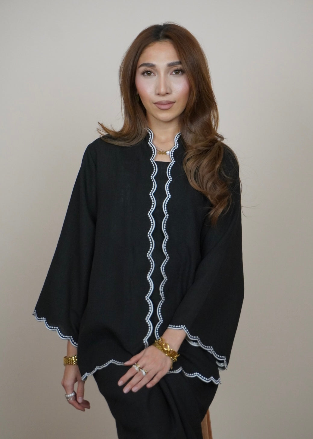 Embun Kuntum in Black