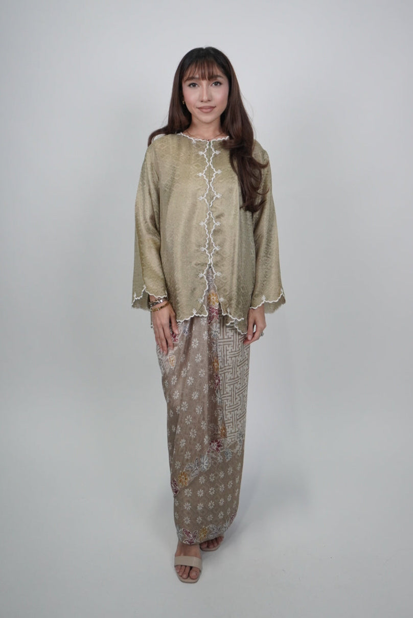 Qayla in Olive