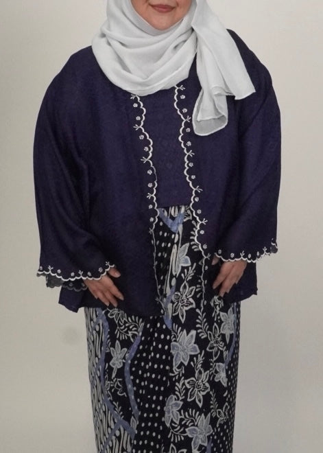 Kuntum Plus in Navy