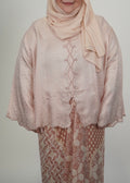 Qayla Plus in Rose Petal
