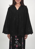 Qaisara: Blooms in Berry