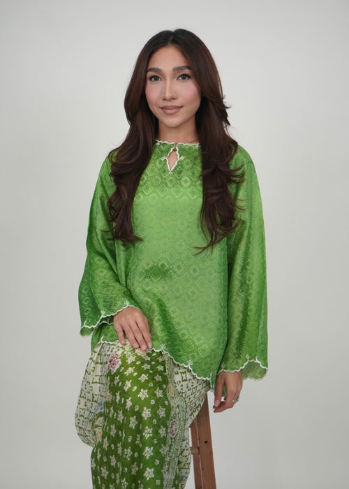 Chantiq in Kelly Green