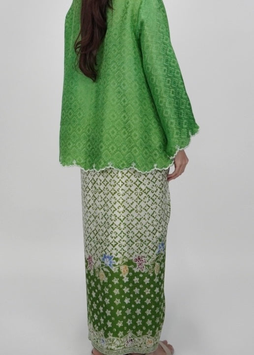 Chantiq in Kelly Green
