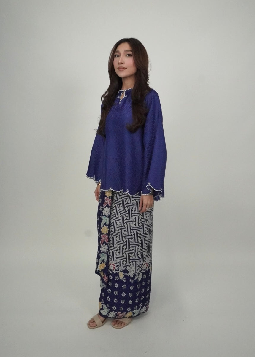 Chantiq in Blue