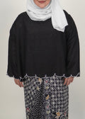 Chantiq Plus in Black