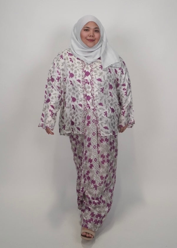 Kuntum Plus in Soft Grey Pink