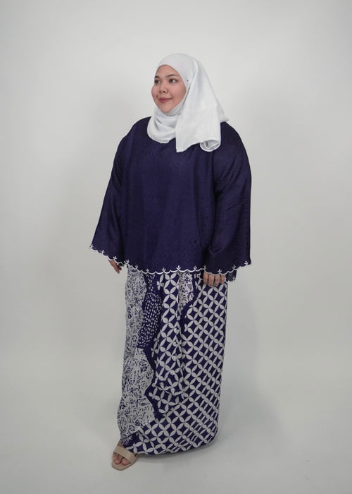Chantiq Plus in Dark Blue
