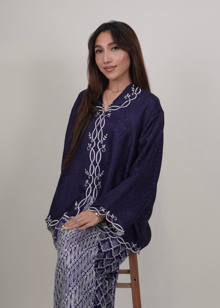 Qistina 2.0 in Dark Blue