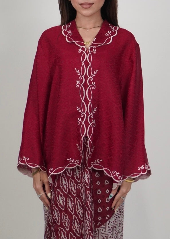Qistina 2.0 in Cherry