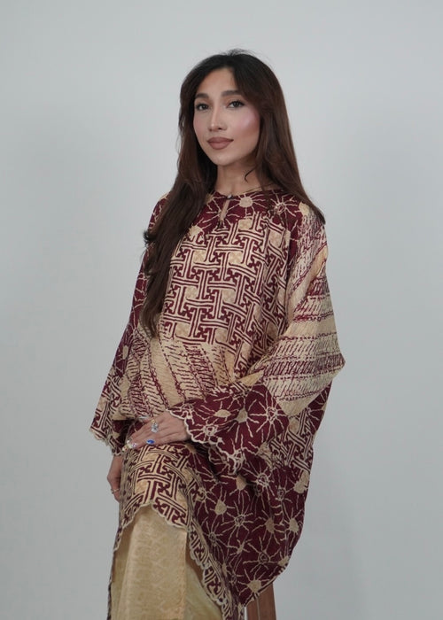 Chempaka in Maroon