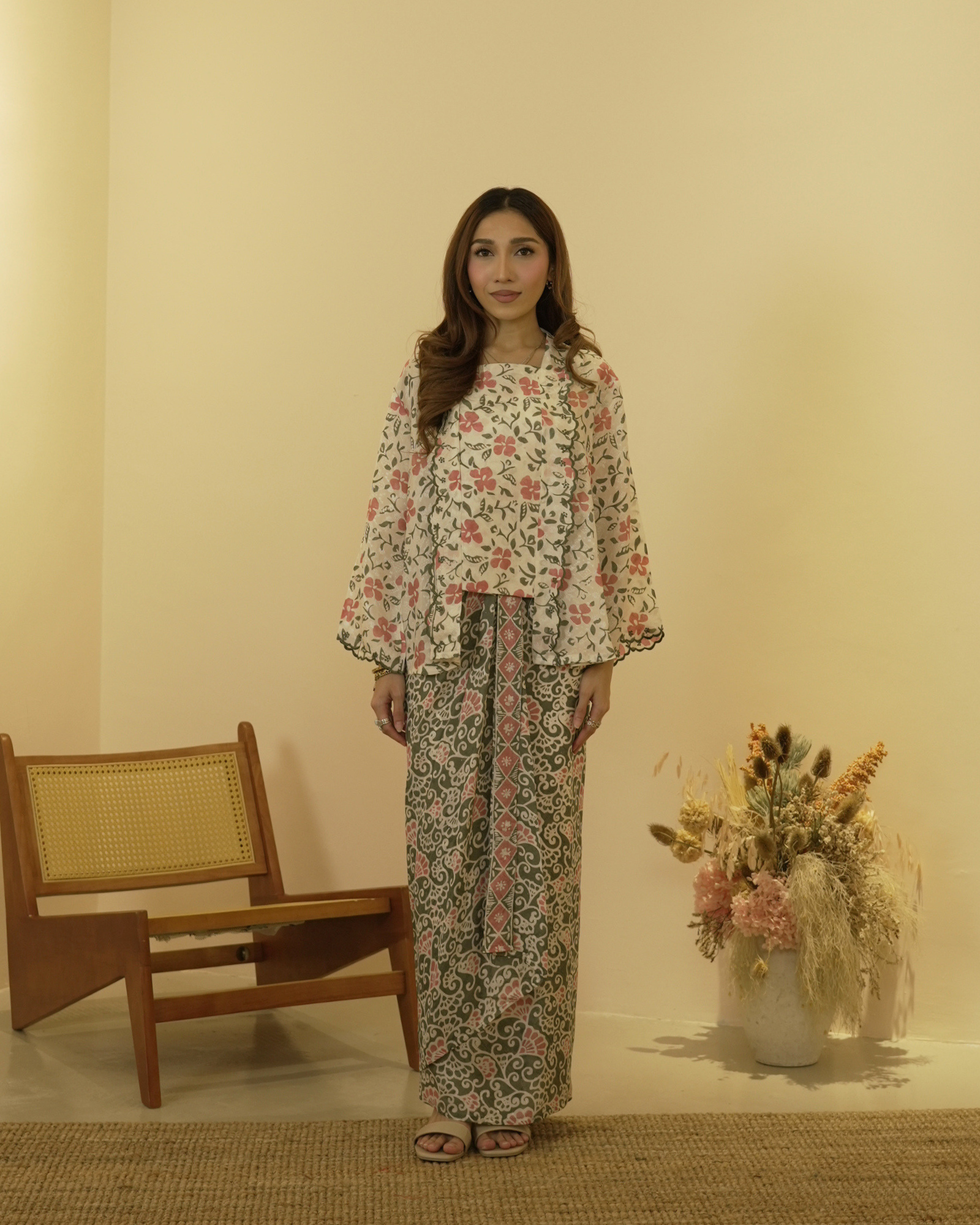 Kuntum in Dark Green