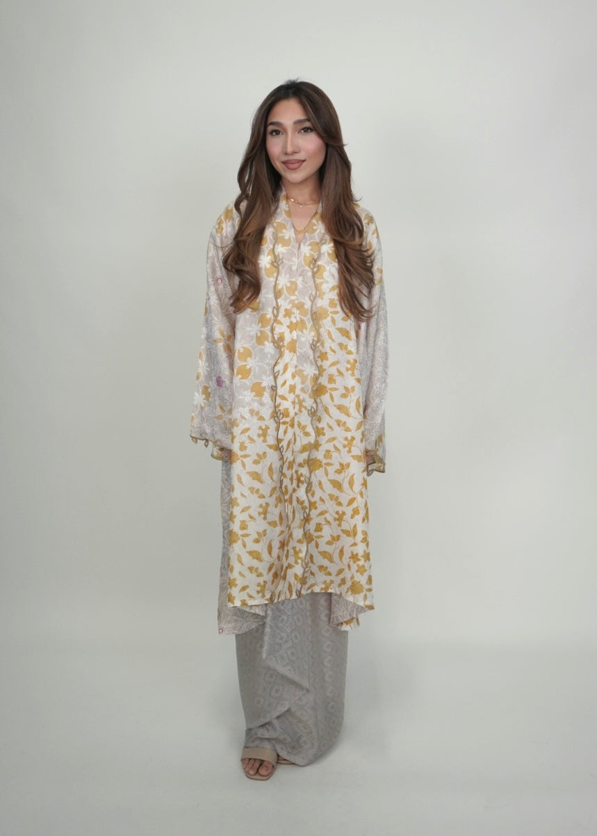 Qaseh Long in Glimmer