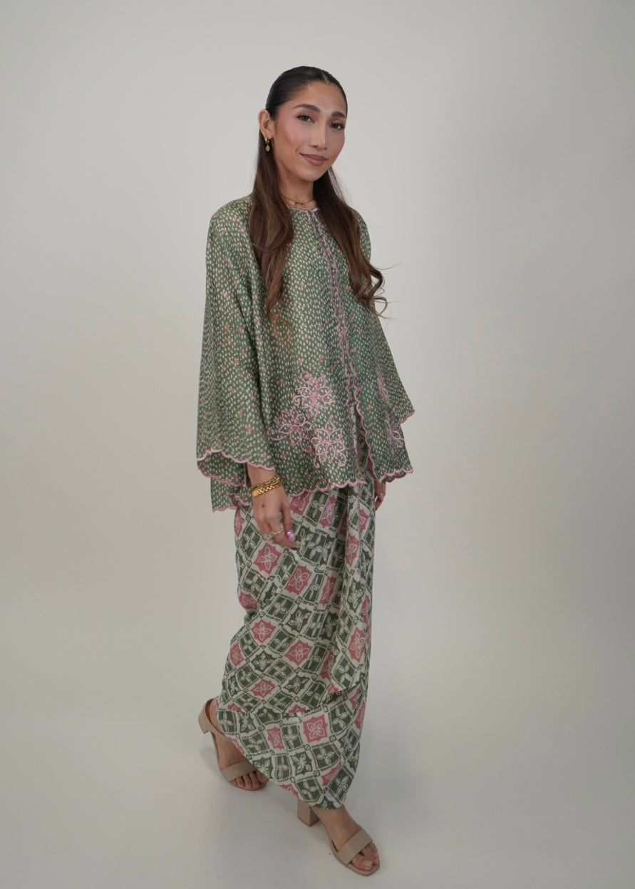 Qayla in Sweetpea