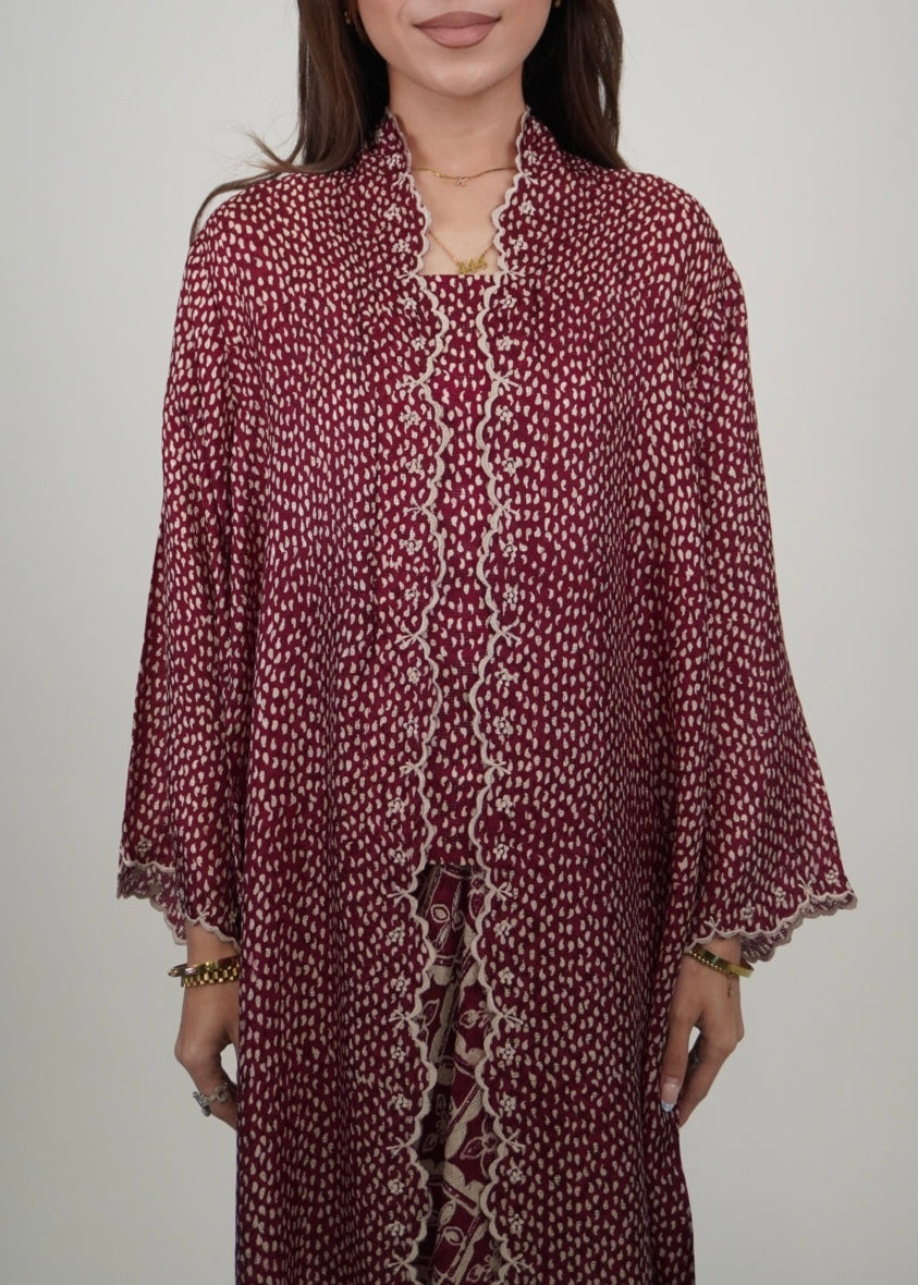 Kuntum Long in Burgundy