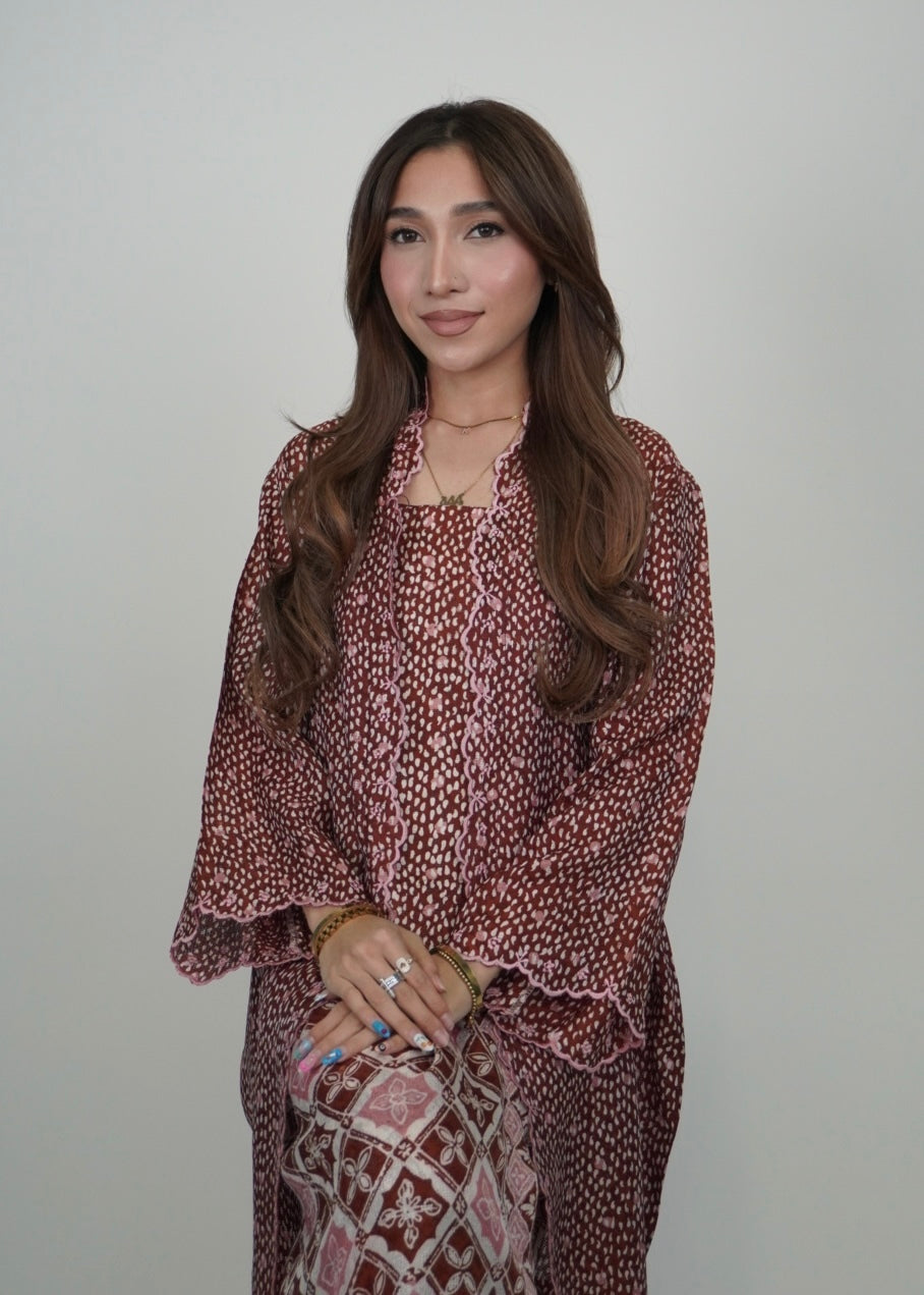 Kuntum Long in Dark Red