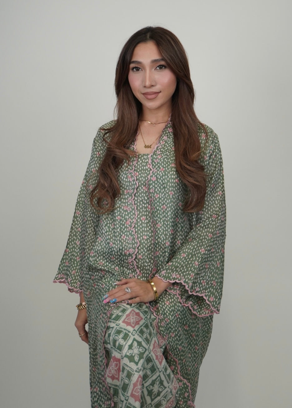 Kuntum Long in Sea Green