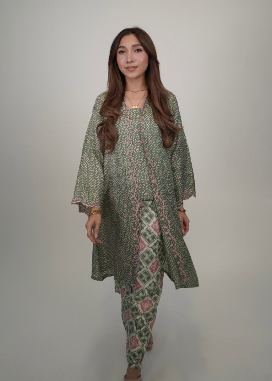 Kuntum Long in Sea Green