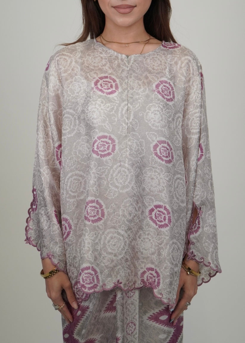Chinta in Mulberry