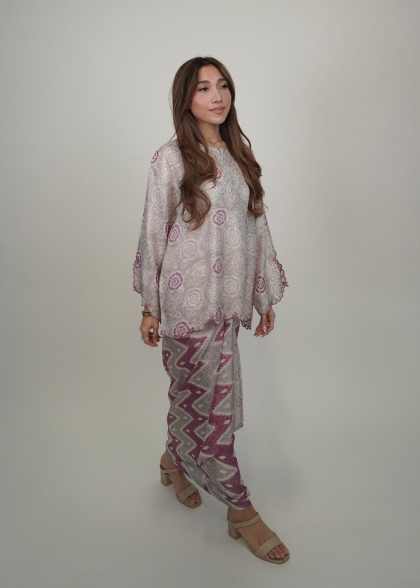 Chinta in Mulberry