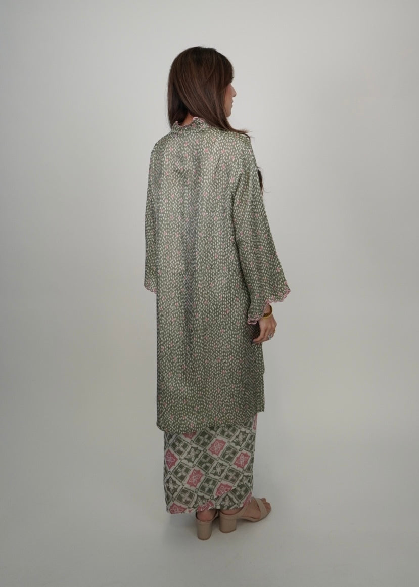Kuntum Long in Pistachio