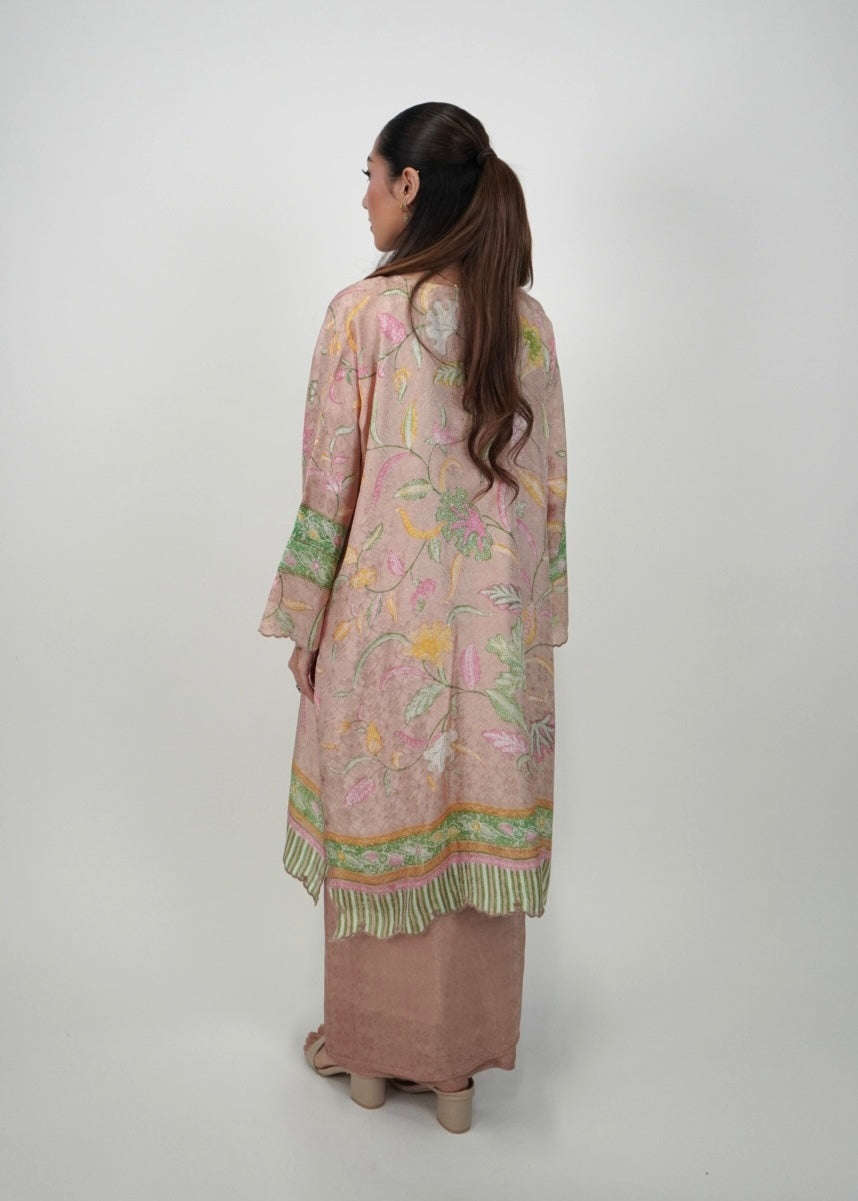 Chempaka in Pastel Pink