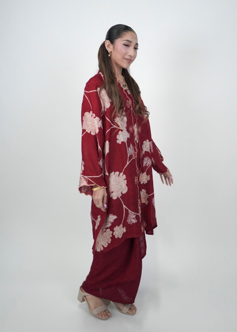 Kuntum Long in Red