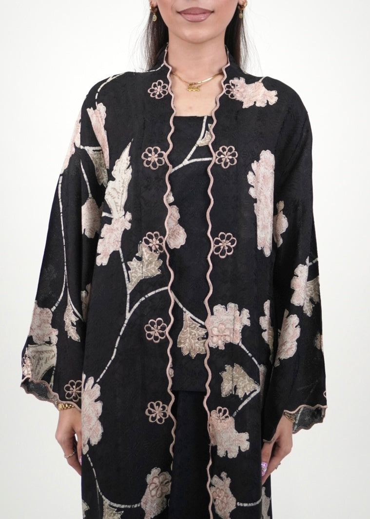 Kuntum Long in Black