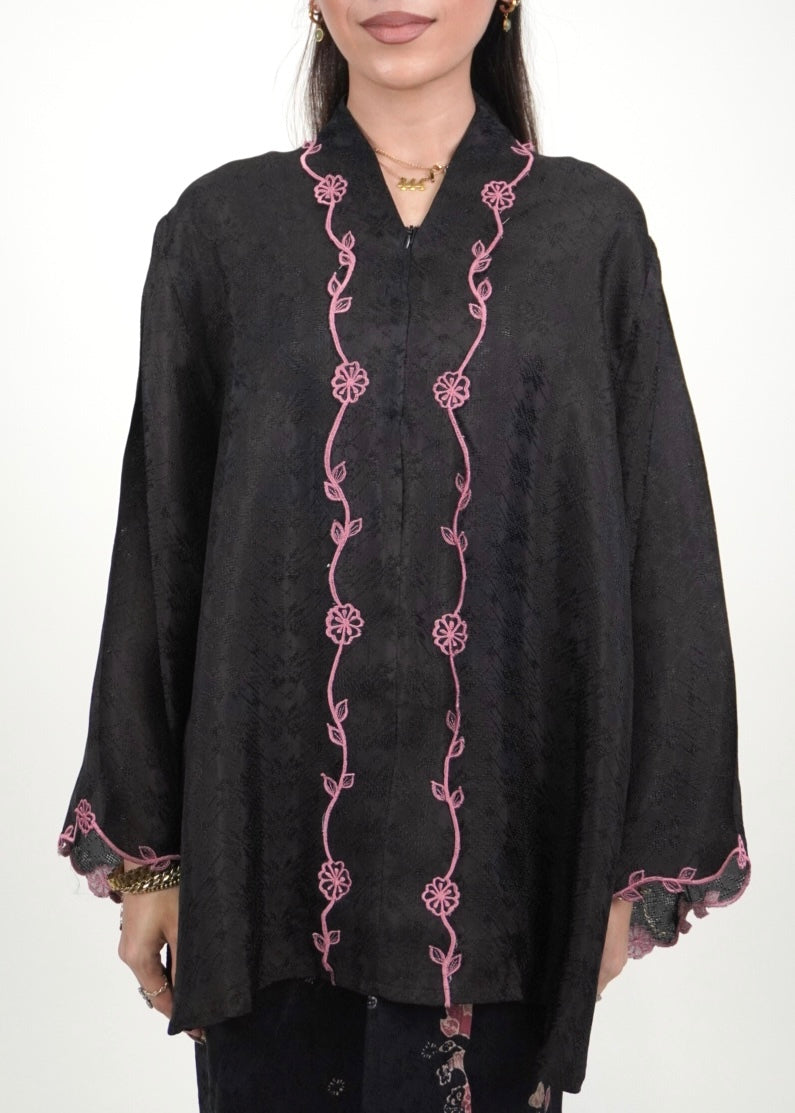 Qaseh in Black Rose
