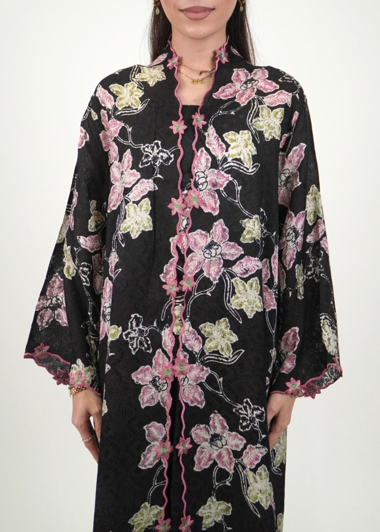 Kuntum Long Mekar in Black Berry