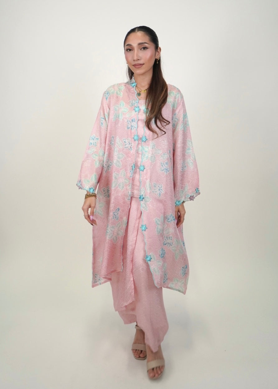 Kuntum Long Mekar in Blush Mint