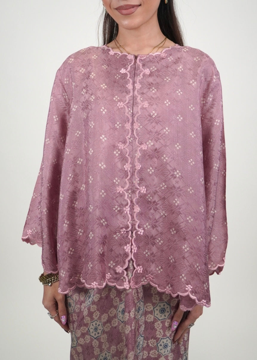 Qayla Dotty in Orchid Pink
