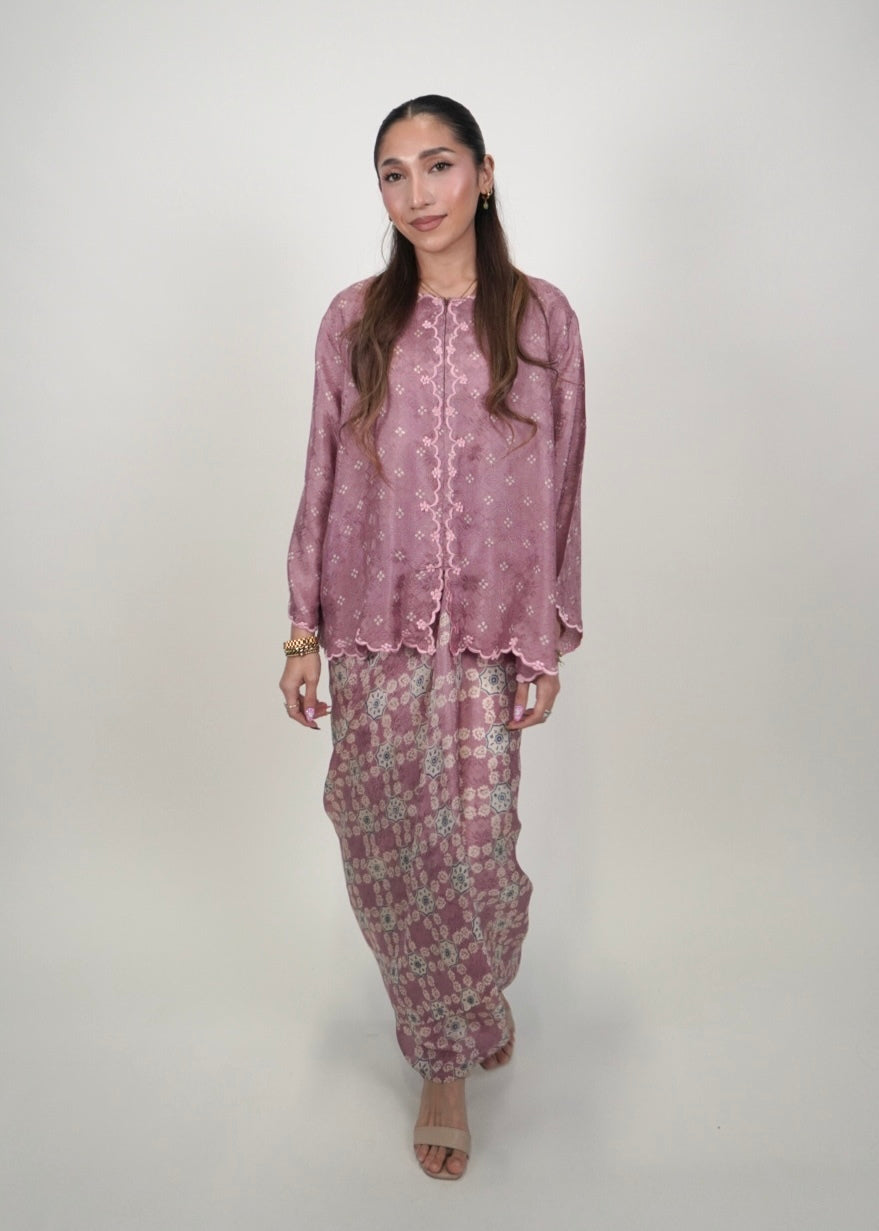 Qayla Dotty in Orchid Pink