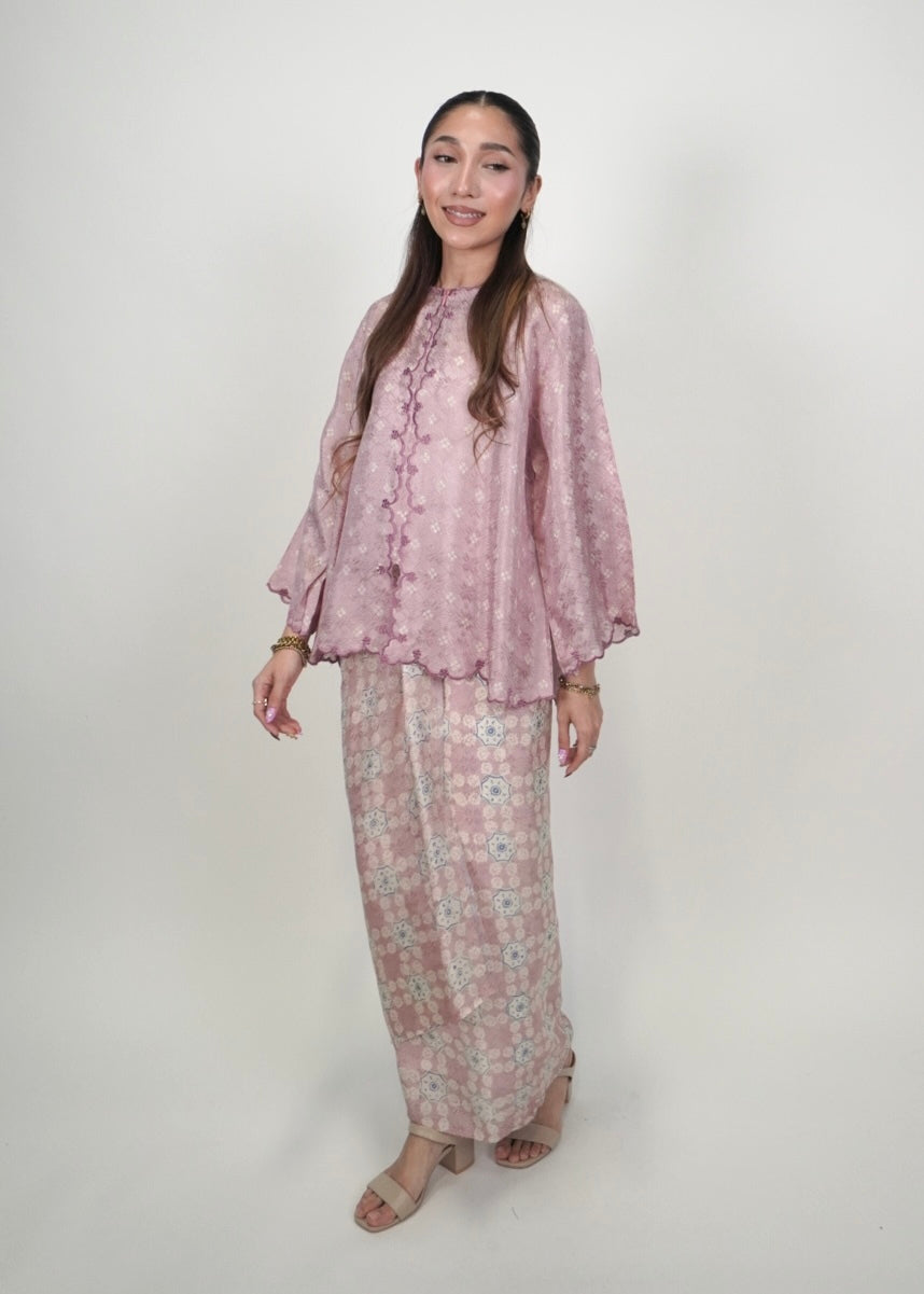 Qayla Dotty in Blush