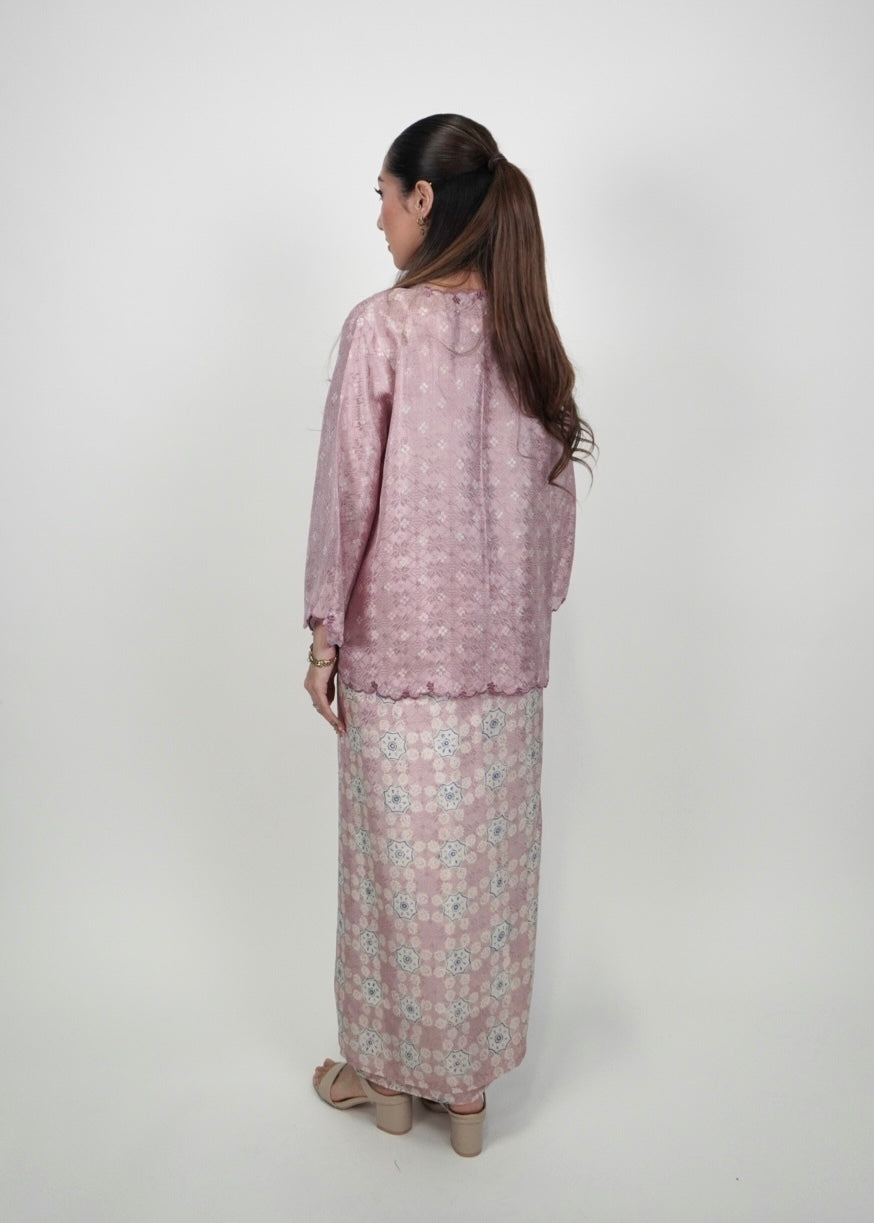 Qayla Dotty in Blush