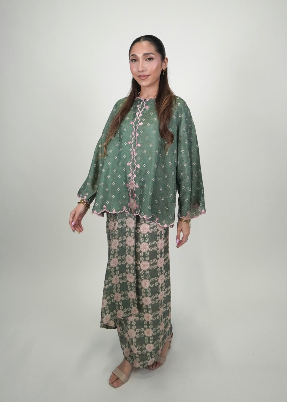 Qayla Dotty in Jade