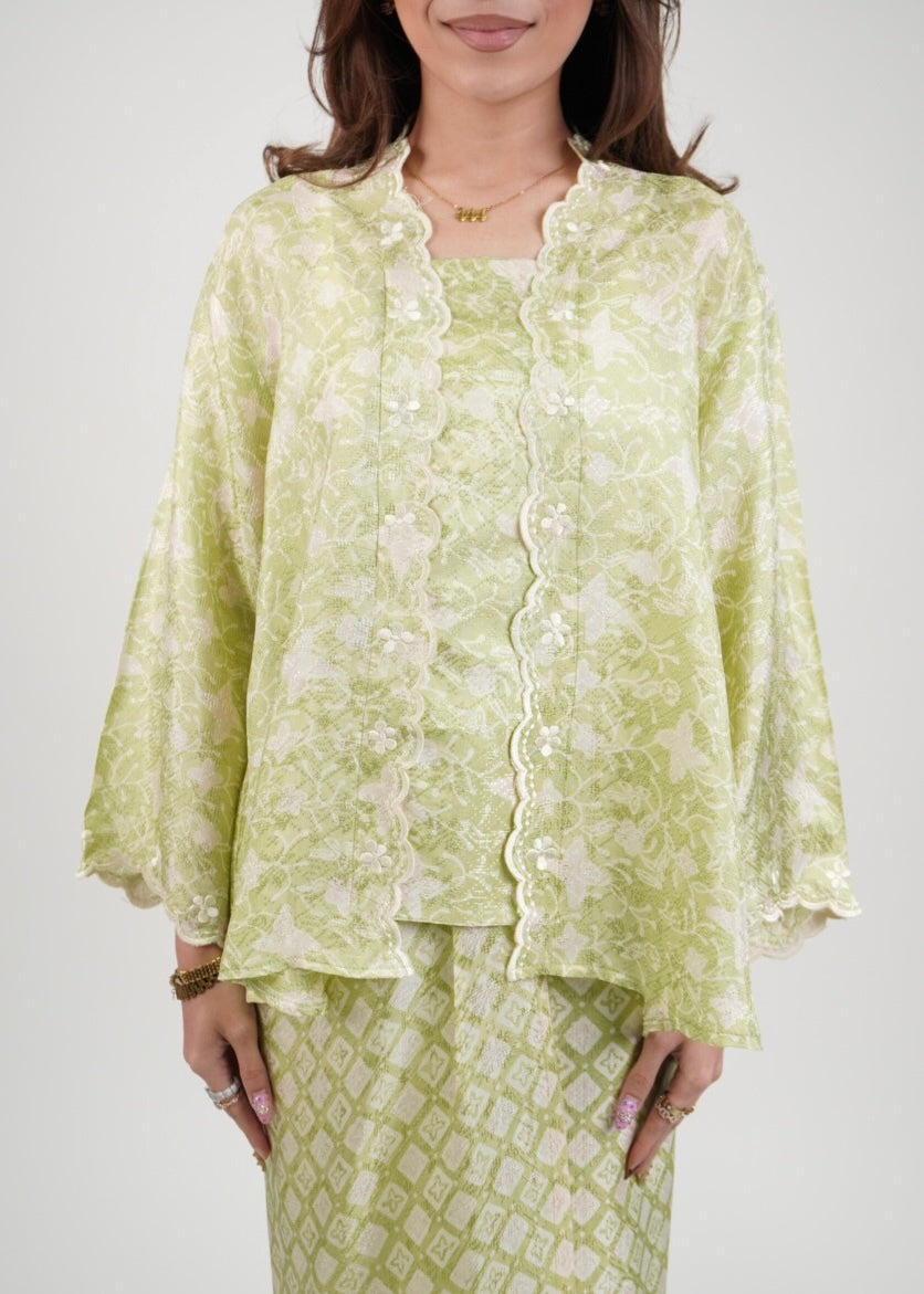 Kuntum in Pear Green