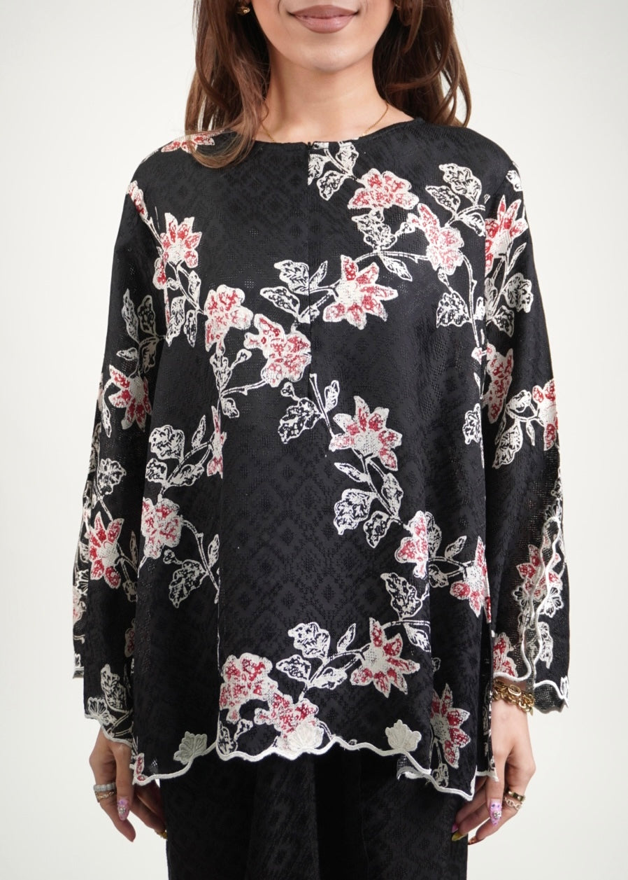 Chinta Mekar in Black