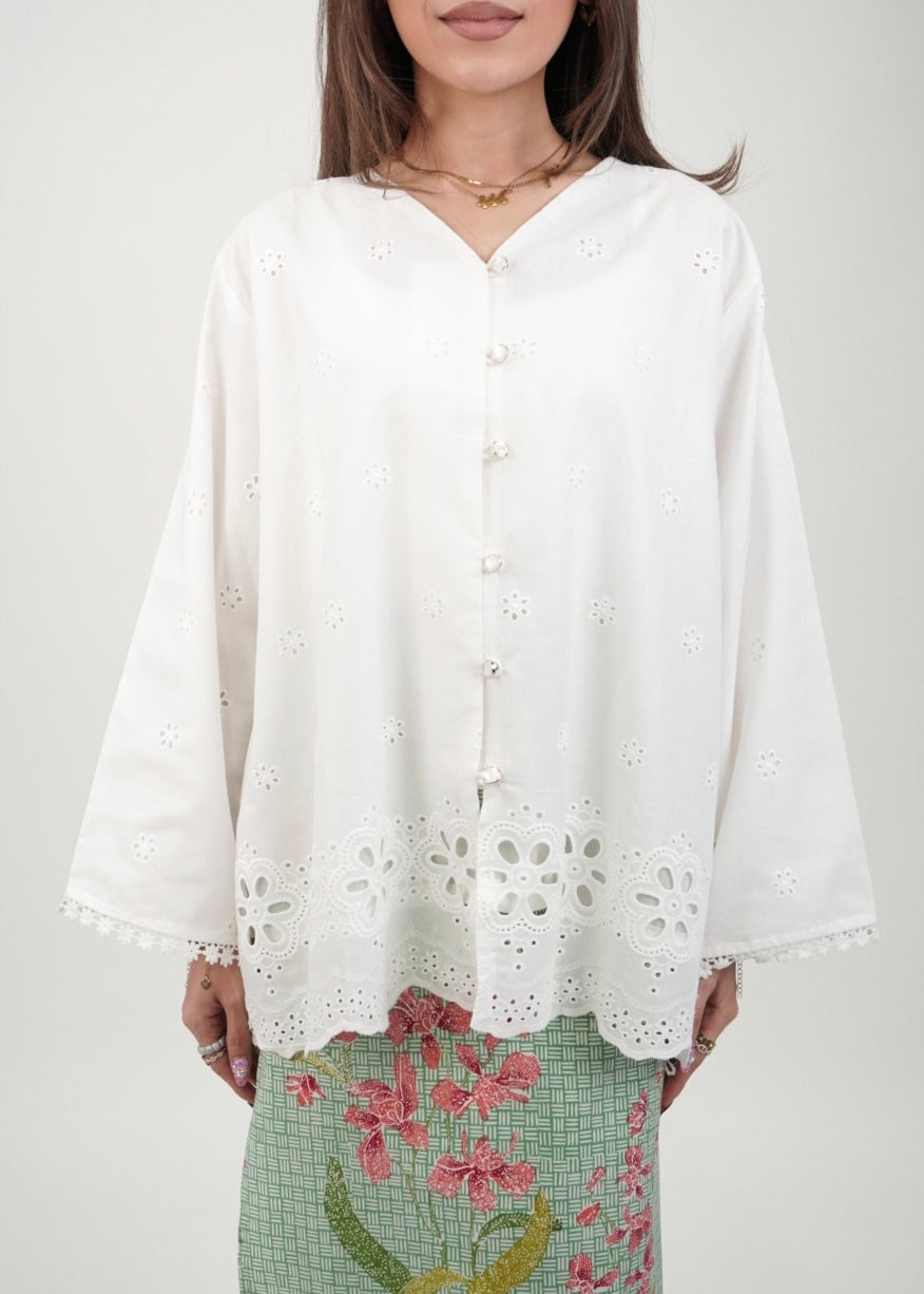 Mekar: Berputik set in Soft Green