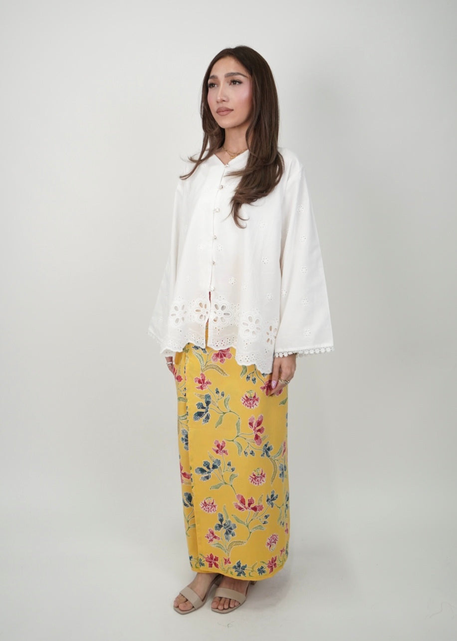 Mekar: Berputik set in Yellow