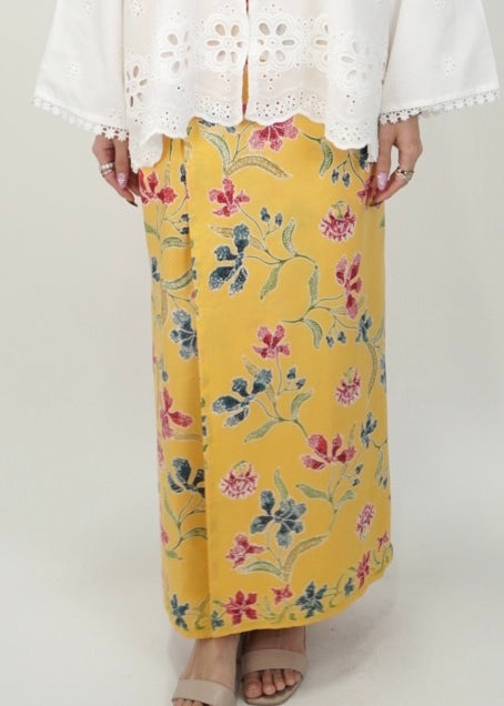 Mekar: Berputik set in Yellow