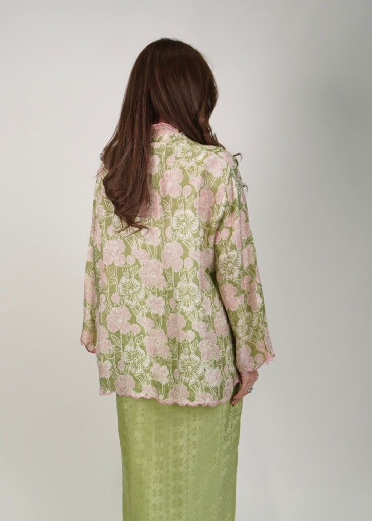 Mekar: Kuntum in Lime Blossom