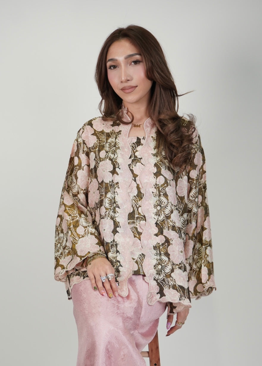 Mekar: Kuntum in Olive Blush