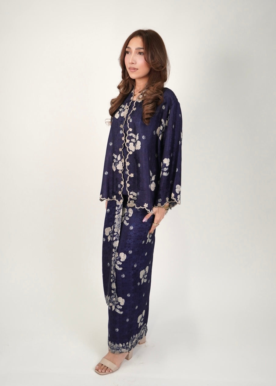 Kuntum in Berry Blue