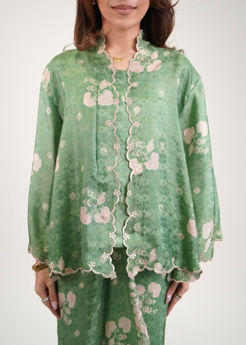 Kuntum in Jade Green