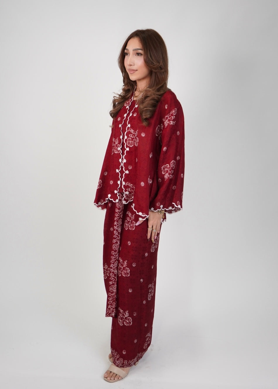 Kuntum in Red