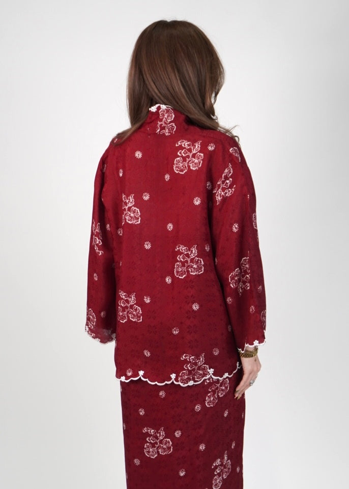 Kuntum in Red
